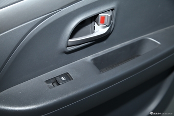 2013款北斗星X5 1.4L手动VVT巡航型