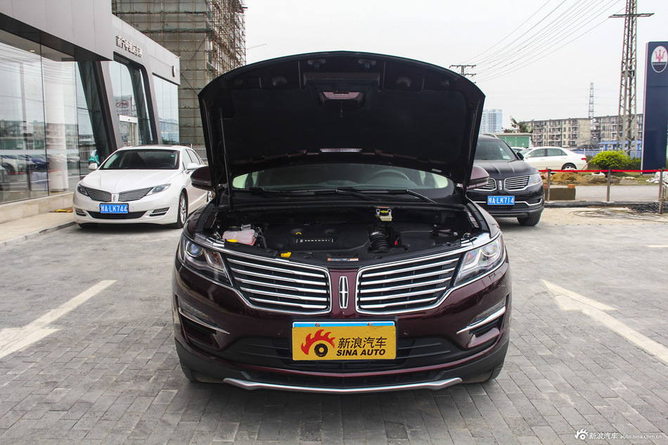 2016款林肯MKC 2.0T自动四驱尊耀版
