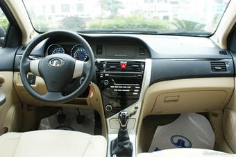 2013款长城C30 1.5L手动舒适型图片