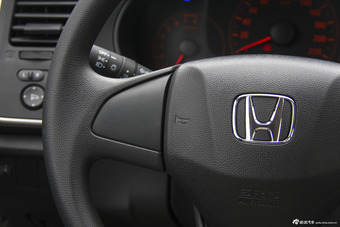 2015款锋范 1.5L手动进取版