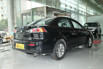 2013款翼神时尚版1.8LCVT舒适型