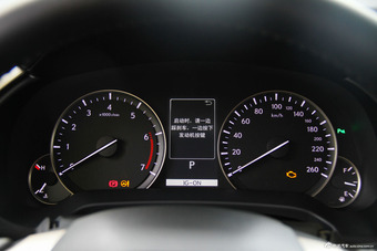2016款雷克萨斯RX 2.0T自动200t两驱精英版