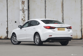 2015款阿特兹2.0L自动蓝天时尚版