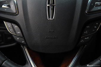 2016款林肯MKZ 2.0T自动尊雅版