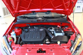 2014款欧朗1.5L手动两厢豪华图片