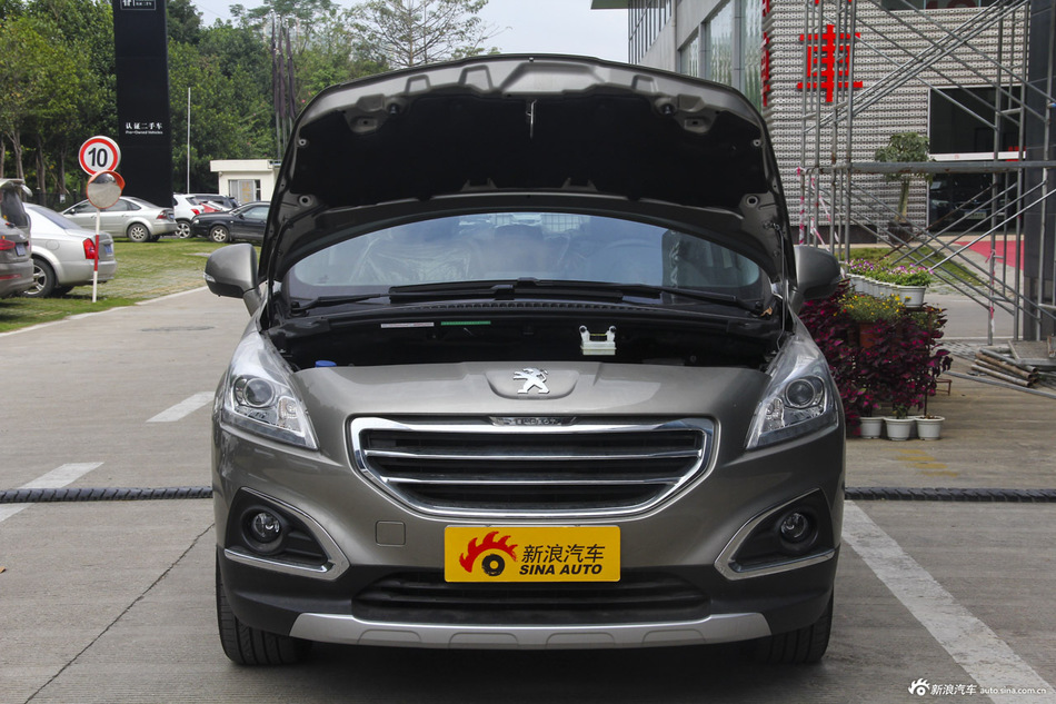 2015款东风标致3008 2.0L自动经典型