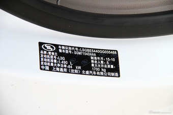 2016款科鲁兹1.5L自动时尚天窗版