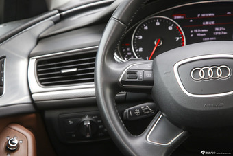 2014款奥迪A6L 2.0T自动TFSI舒适型