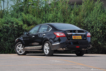 2015款天籁2.5L XL-NAVI Tech欧冠智享版