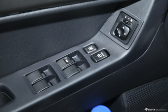 2013款翼神时尚版1.8LCVT舒适型