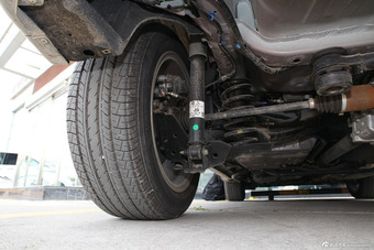 2015款缤智1.8L CVT四驱旗舰型