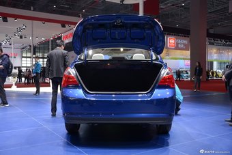 2015上海车展：启辰D50