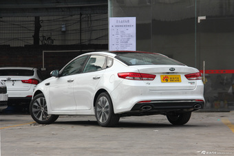 2016款起亚K5 2.0L自动LUXURY