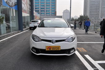 2014款MG6 1.8T掀背自动豪华版
