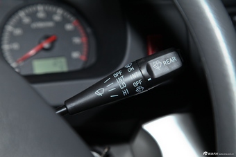 2011款金杯海狮2.0L豪华型