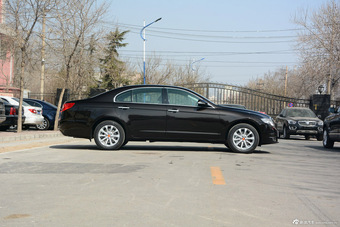 2015款红旗H7 1.8T自动豪华型