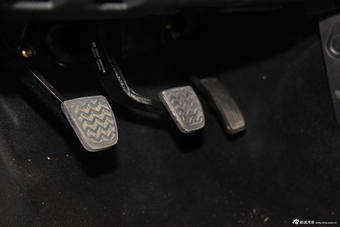 2015款黄海N2 2.8T四驱柴油至尊版