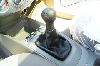 2010款新赛欧三厢1.4L手动优逸版