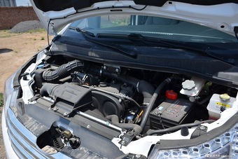 2016款瑞风M52.0T 手动汽油公务版