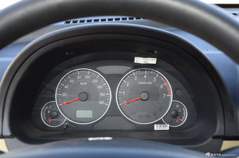 2015款小康C37 1.5L手动经典型