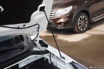 2014款北汽幻速S3 1.5L手动豪华型（国5）