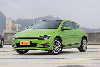 2015款尚酷2.0T自动豪华版