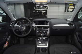 2016款奥迪A4L 2.0T自动45TFSI quattro个性运动型图片