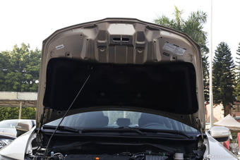 2016款凌派1.8L自动领先版