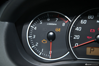 2013款雨燕1.5L自动运动型