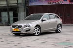 2013款沃尔沃V60 2.0T T5智尊版 冰雪白