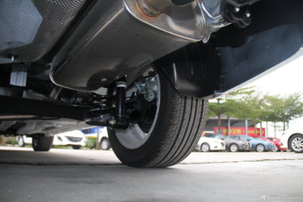 2015款悦翔V7 1.6L 手动乐尚型