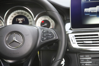 2015款奔驰CLS260 2.0T自动