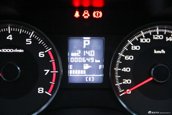 2015款森林人2.5L自动特装纪念版