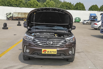 2016款传祺GS4 1.5T自动豪华版235T G-DCT