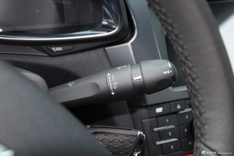 2015款DS 5LS 1.6T自动风尚版THP160