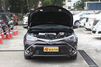 2016款雷凌双擎1.8L自动精英天窗版