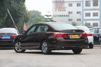 2015款雅阁2.4L自动LX舒适型