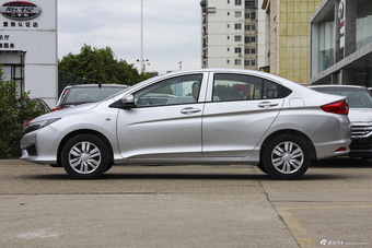 2015款锋范 1.5LCVT舒适版