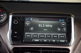 2015款标致2008  1.6THP自动领航版