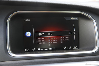 2016款沃尔沃V40 2.0T自动 T4 智雅版