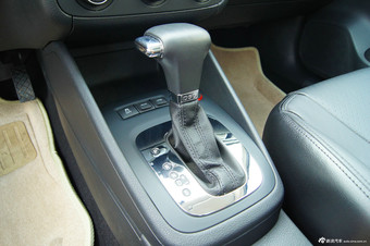 2012款宝来1.4T自动豪华型