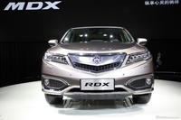 2015广州车展实拍新款讴歌RDX