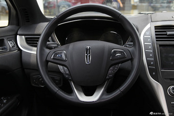 2014款林肯MKC 2.0T自动两驱尊雅版