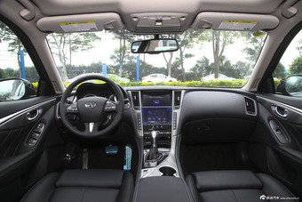 2015款英菲尼迪Q50L 2.0T自动豪华运动版图片