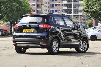 2016款长安CS15 1.5L手动豪华版