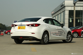 2016款马自达3昂克赛拉1.5L自动三厢尊贵型