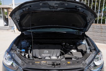 2015款马自达CX-5 2.5L自动四驱旗舰型