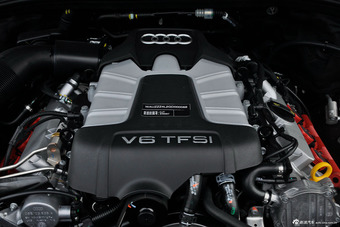 2015款奥迪Q7 40TFSI典藏型