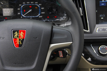 2015款荣威360 1.5L自动豪华版