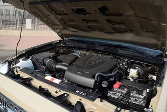 2016款塔库玛3.5L手动标准版